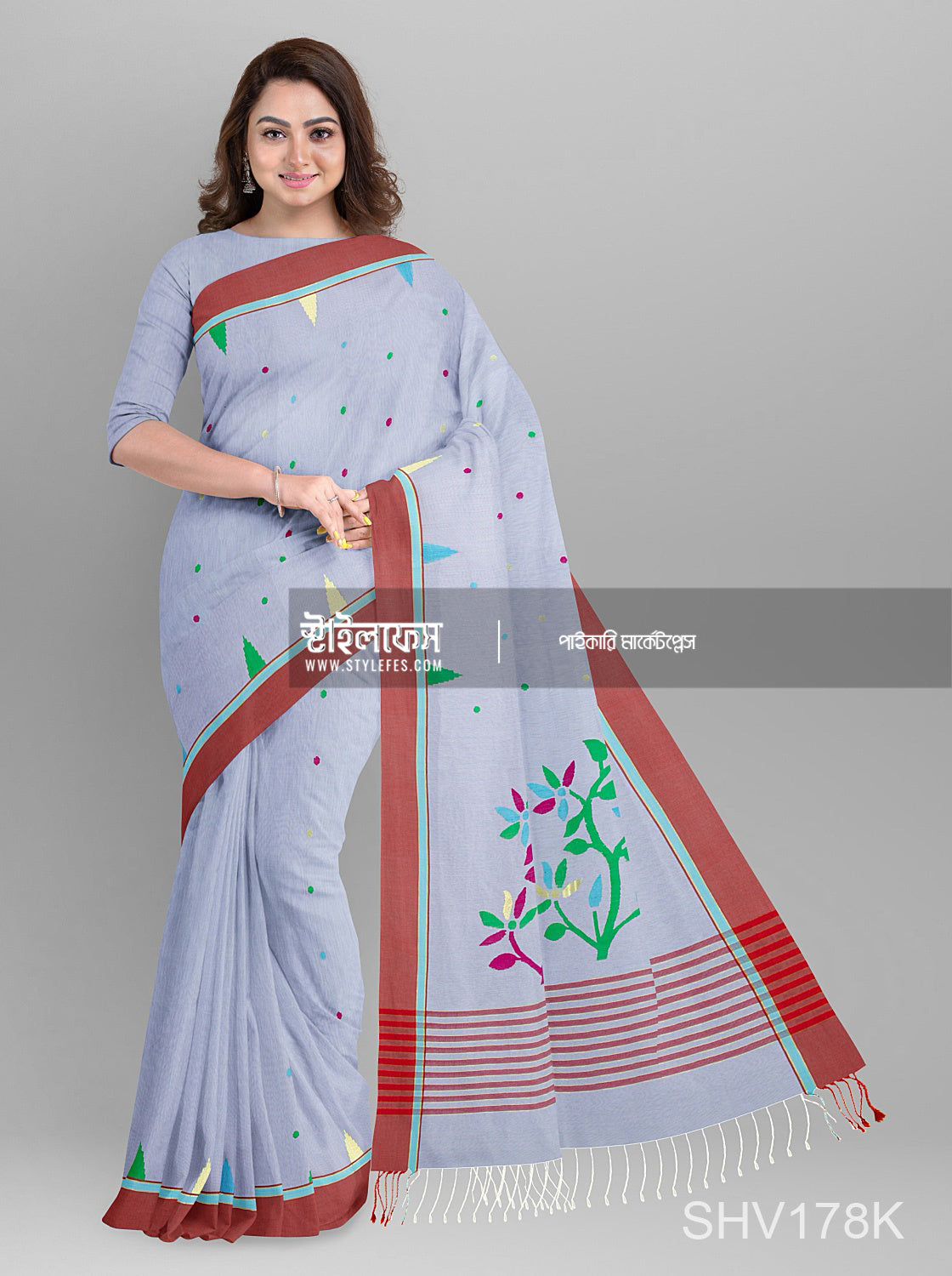 হাতের কাজ জামদানি শাড়ি