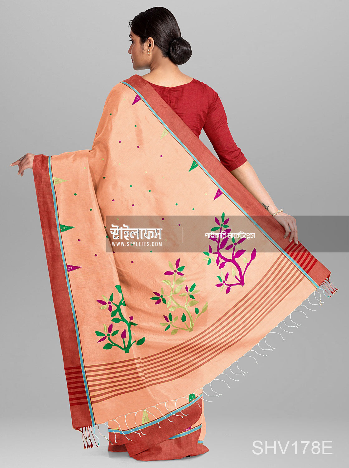 হাতের কাজ জামদানি শাড়ি