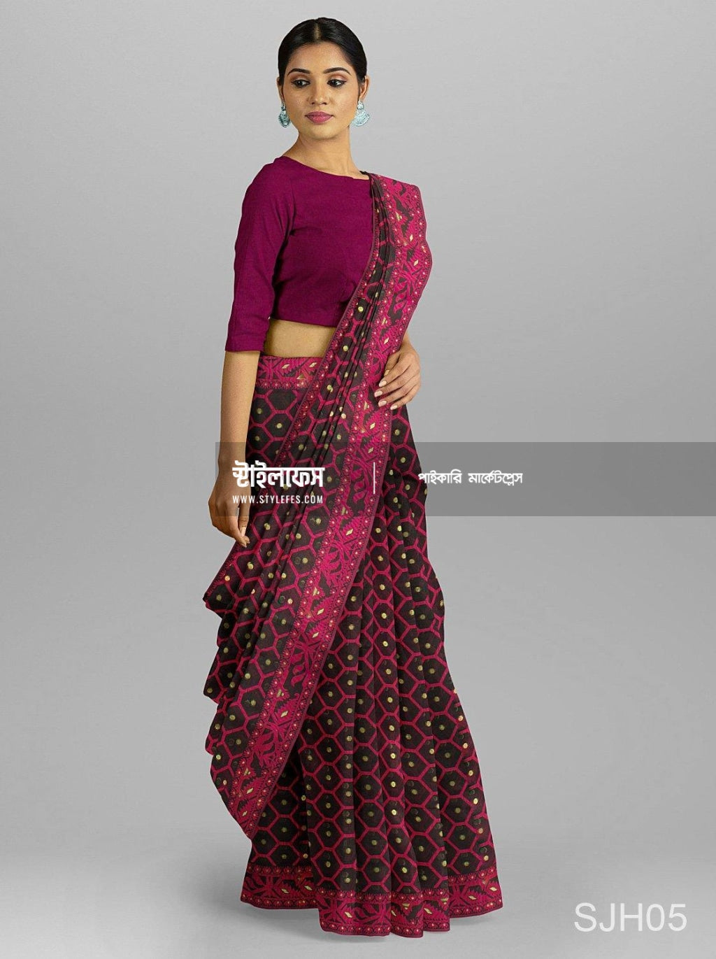 কালো জামদানি ম্যাচিং শাড়ি - Stylefes Wholesale Saree