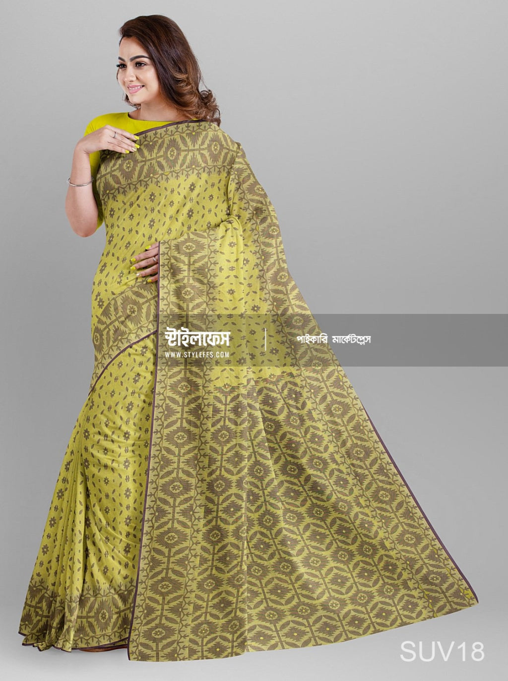 ম্যাচিং জামদানি শাড়ি