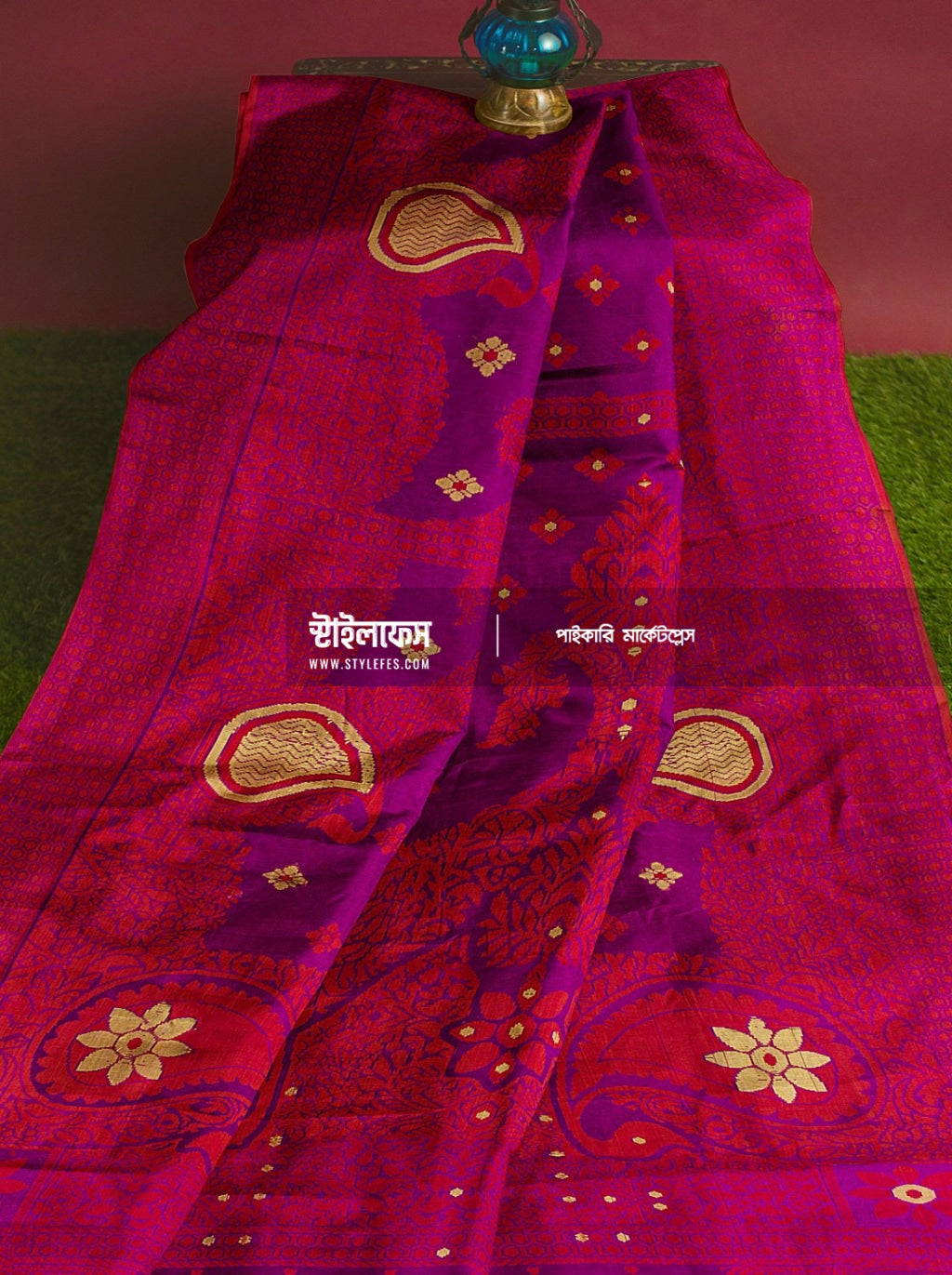 ম্যাচিং জামদানি শাড়ি