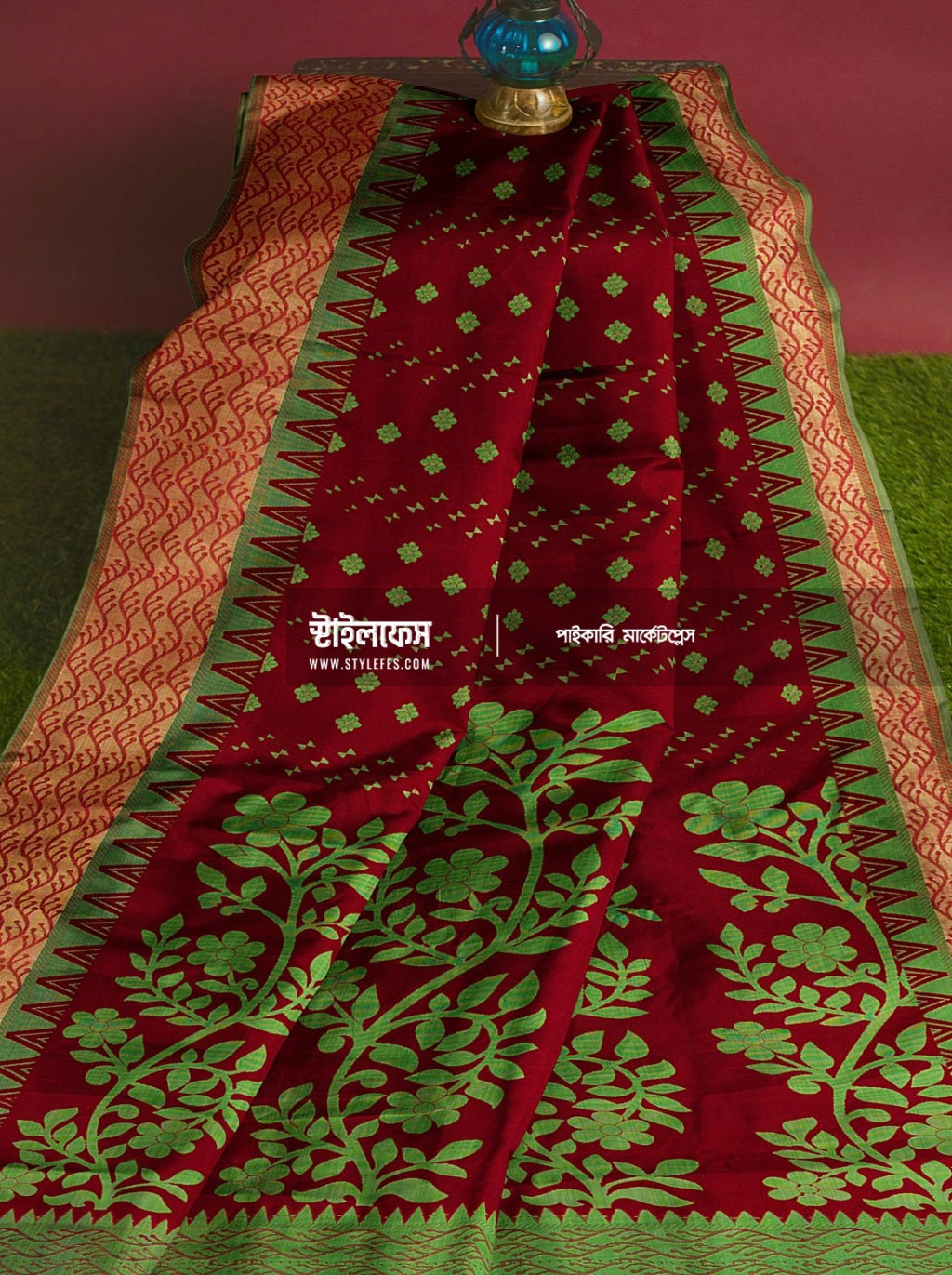 ম্যাচিং জামদানি শাড়ি